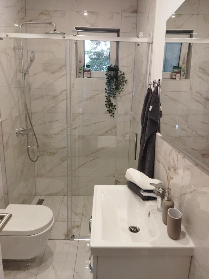 Apartman Na Jezeru زغرب المظهر الخارجي الصورة